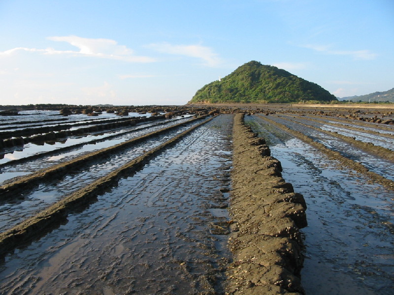 夏の巾着島