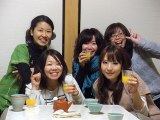 夜もこたつで続くおしゃべり