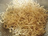 去年の分の切干大根。色もきれい。