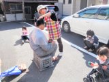 2回目の散髪をみんなで囲みます