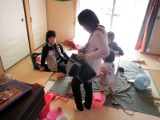 そらそら、津波がやってくるゾ！