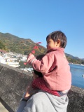 一緒に海辺を散歩