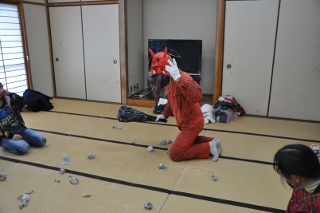 今年も活躍の赤鬼さん。やられ上手。