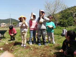 それぞれの収穫物と。